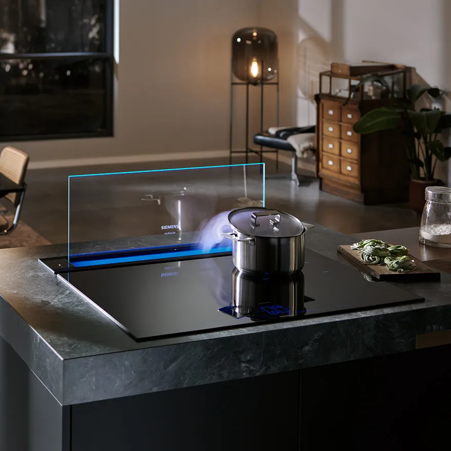 Siemens cookConnect Kochfeld mit integriertem Abzug studioline