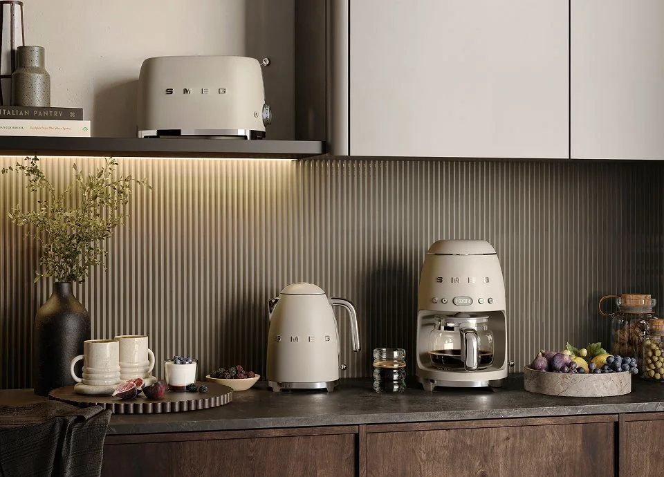 Smeg 50's Style Kleingeräte in Pastellfarben — bei ViBa München