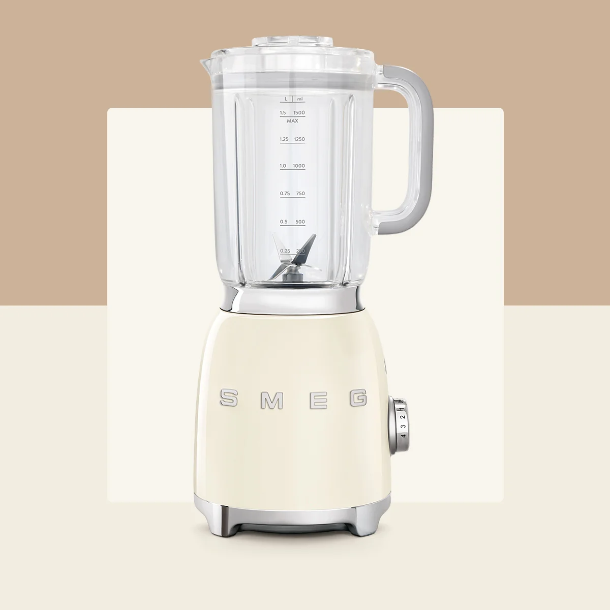 Smeg BLF Standmixer 50's Style in Creme — bei ViBa Elektrofachhandel München